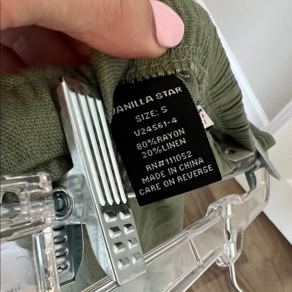 Women’s Green Drawstring Pants - Picture 6 of 7